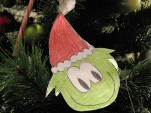 Club Penguin Puffle Celebrating Christmas
