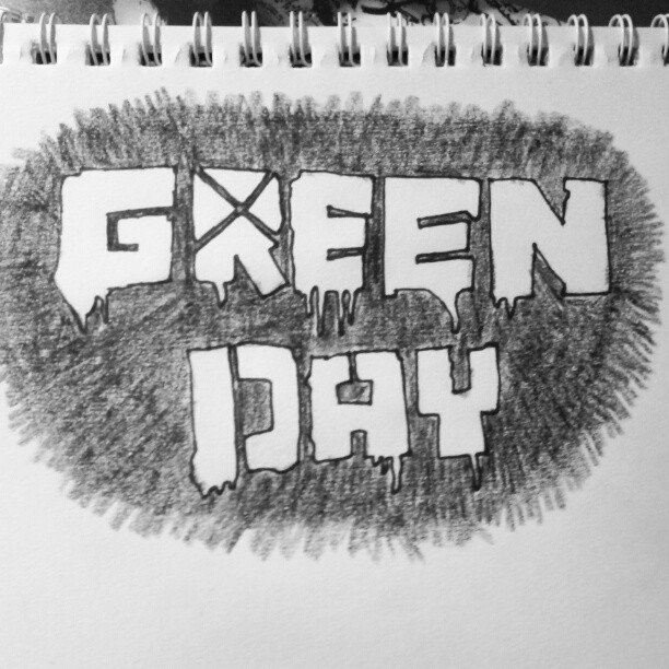 I had a stomach ache last night, but I'm better! Celebrating with a little Green Day :) @le_music_junkie