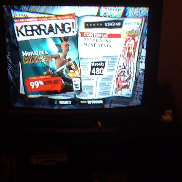 Like a boss! I am THE GUITAR HERO CHAMP! #likeaboss #480notestreak #99 #percent #guitarhero