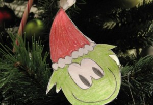 Club Penguin Puffle Celebrating Christmas
